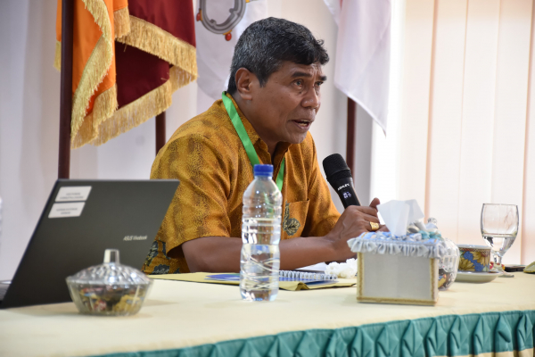 Tgl 27 Dr. Paulus Budi Kleden saat menyampaikan materi 