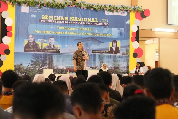 seminar pendidikan karakter PKK 2023 1
