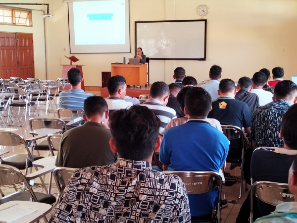 kuliah ibu ansi dari UKI ruteng 2023 4